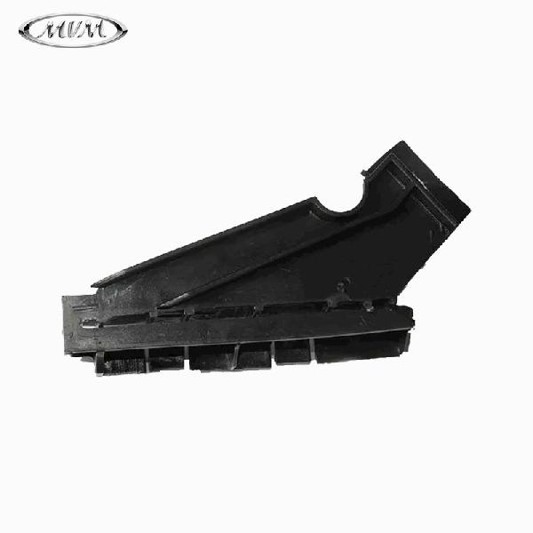 اتصال پایه سپر جلو به گلگیر راست X۳۳-X۳۳N  (وارداتی درجه یک مدیران راگا)